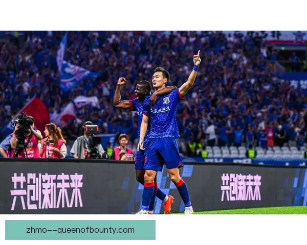 上海申花首轮逆袭强敌负分起步开启赛季保级征程